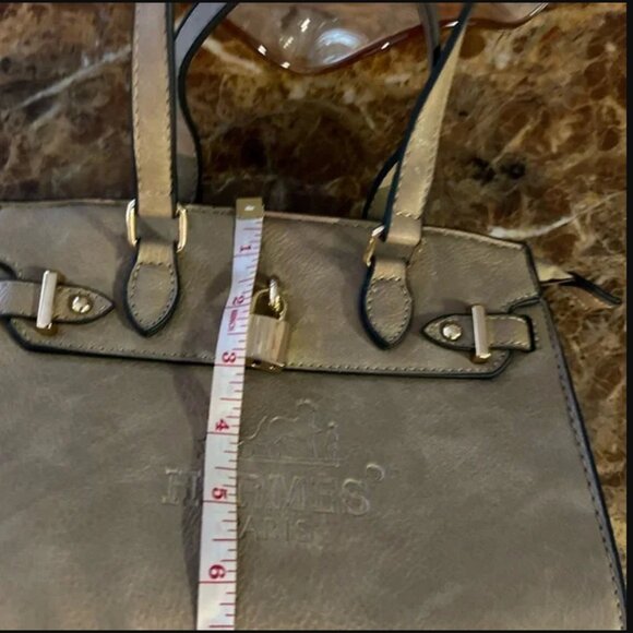 Beige Gorgeous handbag designer inspired - Picture 5 of 8